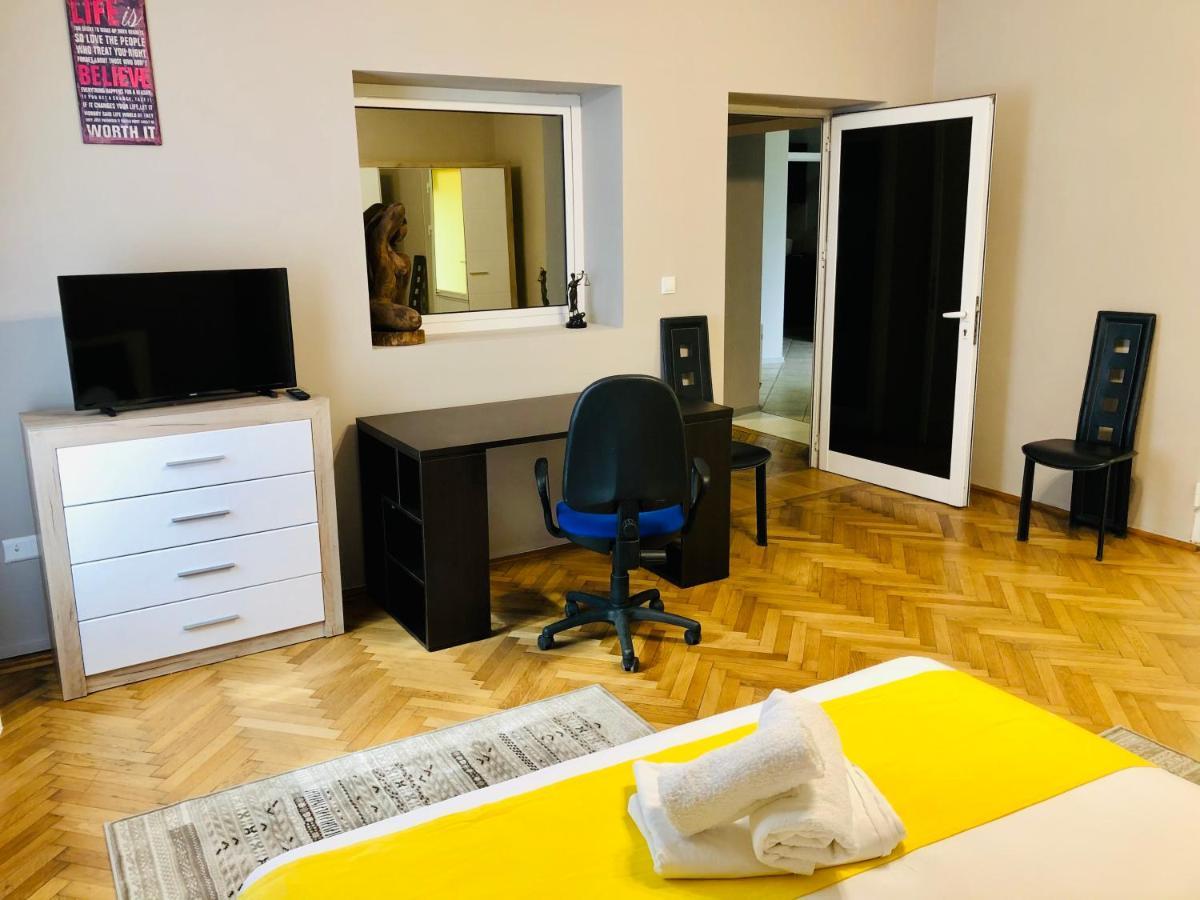 Ultra-Central Apartment Just In Union Squere Temešvár Exteriér fotografie